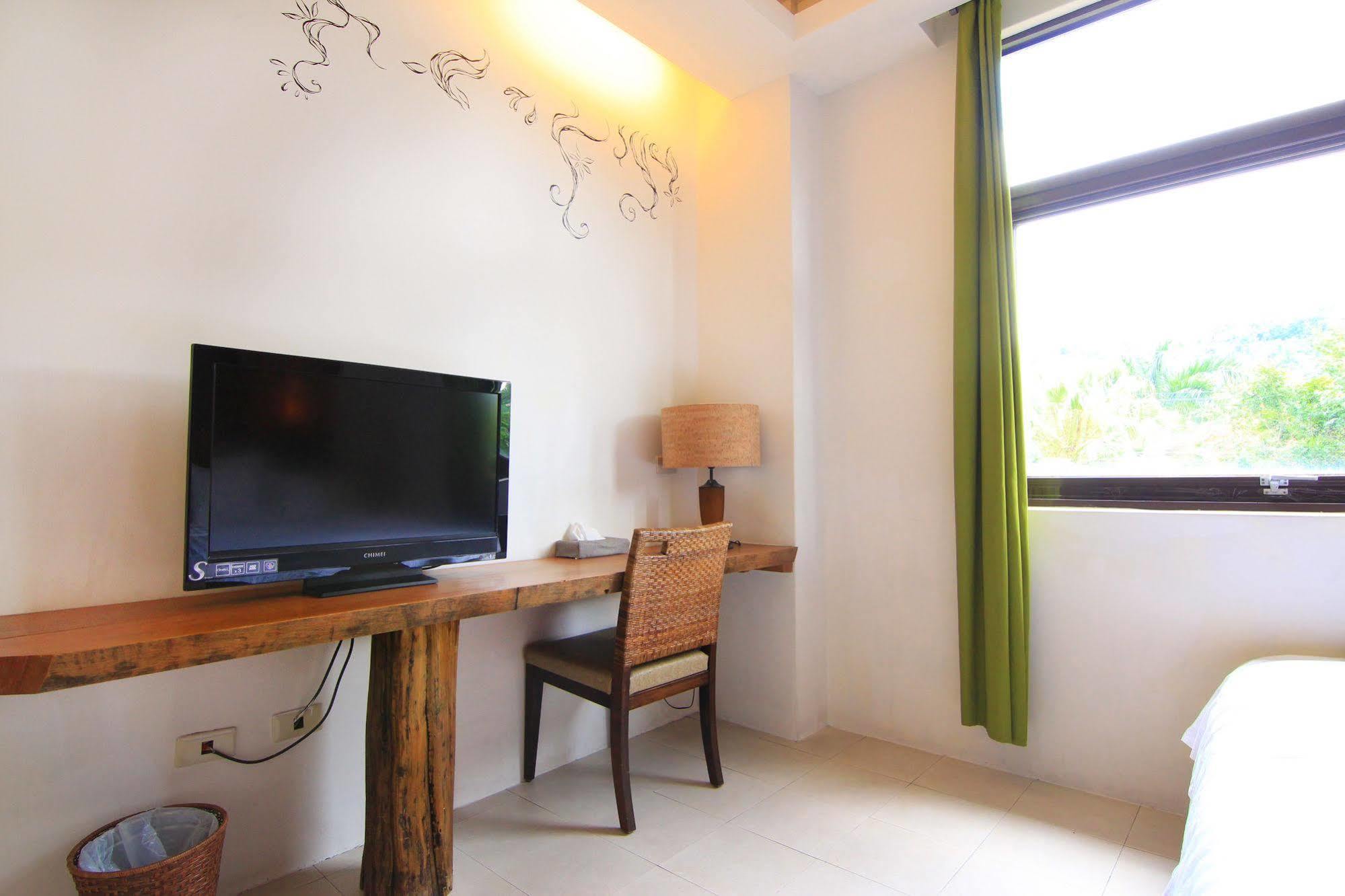 Palm Villa Guesthouse Nantou Ngoại thất bức ảnh